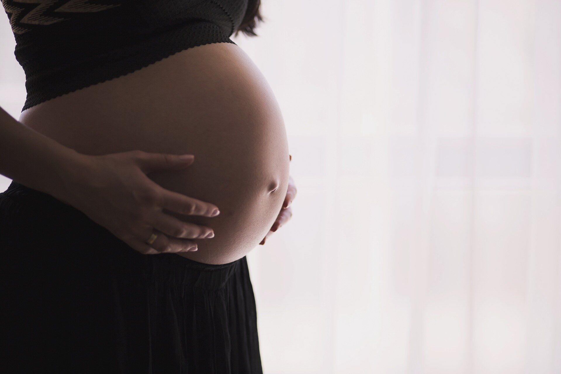 Αυτισμός: Πόσο επικίνδυνα είναι τα αντιεπιληπτικά φάρμακα στην εγκυμοσύνη;