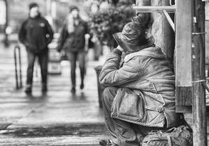 Η φτώχεια αυξάνει το στρες και αυτό με τη σειρά του μας αρρωσταίνει
