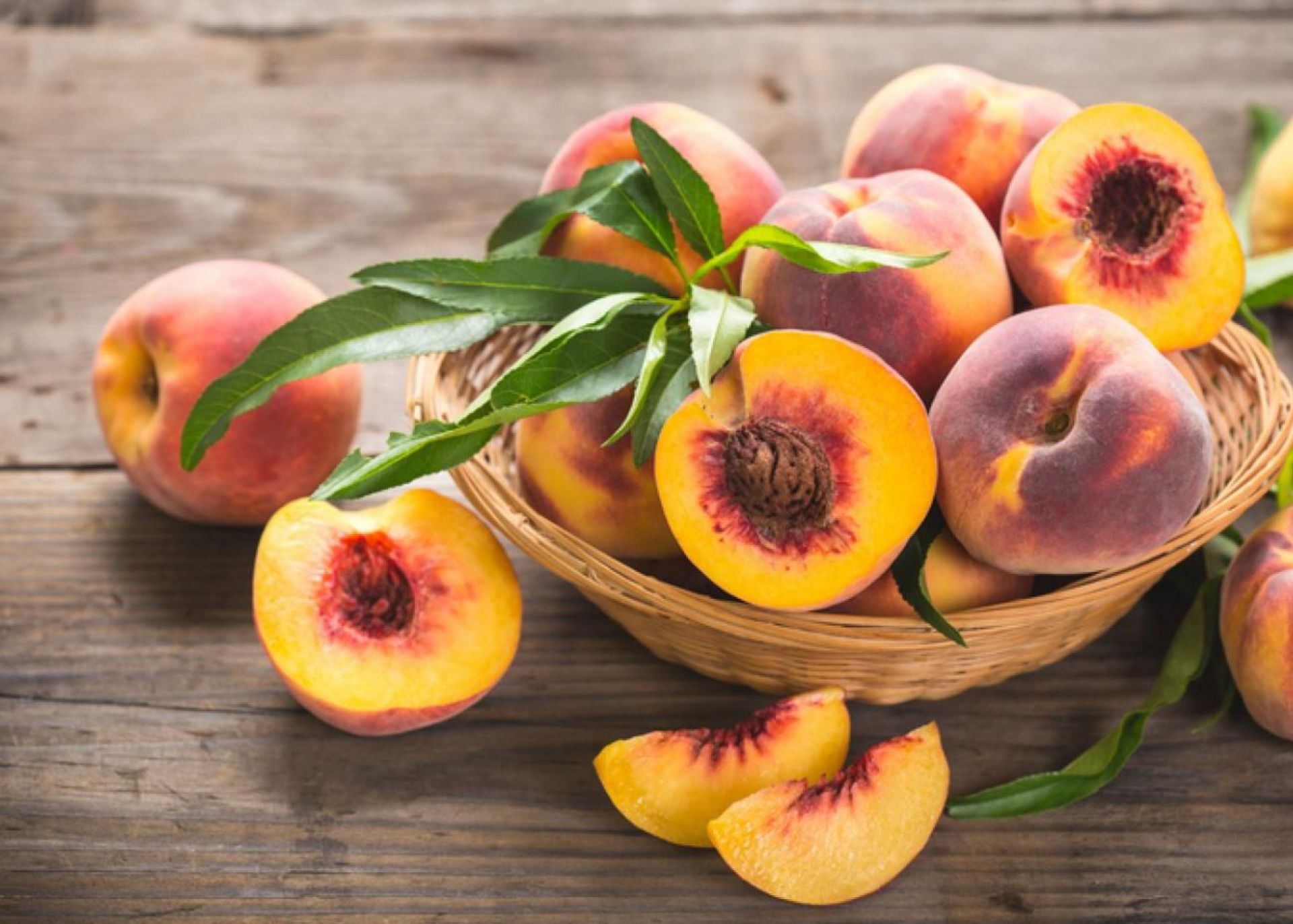 Ροδάκινο: Το καλοκαιρινό φρούτο που προσφέρει προστασία από τον καρκίνο