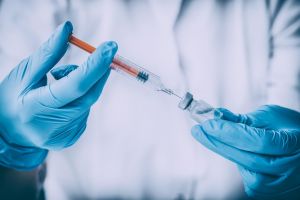 Εμβόλιο κατά της γρίπης: Πότε ξεκινάει η συνταγογράφηση και όλες οι χρήσιμες οδηγίες