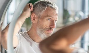 &Kappa;&rho;ί&sigma;&eta; &mu;έ&sigma;&eta;&sigmaf; &eta;&lambda;&iota;&kappa;ί&alpha;&sigmaf;: &Tau;&iota; &epsilon;ί&nu;&alpha;&iota; &kappa;&alpha;&iota; &mu;&epsilon; &pi;&omicron;&iota;&alpha; &sigma;&upsilon;&mu;&pi;&tau;ώ&mu;&alpha;&tau;&alpha; &epsilon;&kappa;&delta;&eta;&lambda;ώ&nu;&epsilon;&tau;&alpha;&iota;;