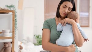 Η άνοδος της επιλοχείου κατάθλιψης: Ένα σύγχρονο ζήτημα υγείας